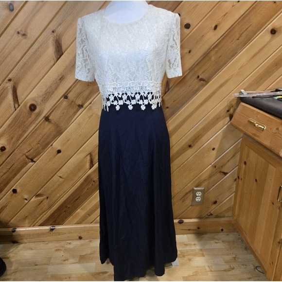 Vtg Jeffrey & Dara‎ Midi Lace Top Flowy Midi Size 8 Short Sleeve Made In The USA - Picture 1 of 13